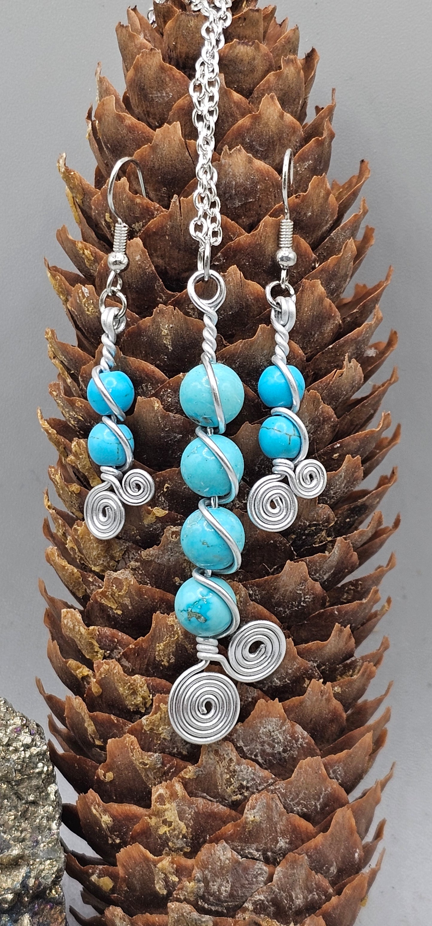 Four Two Blue pendant