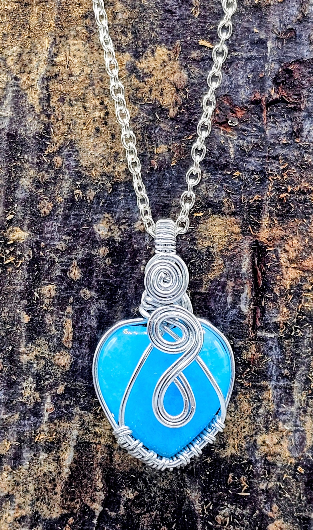 Blue heart pendant