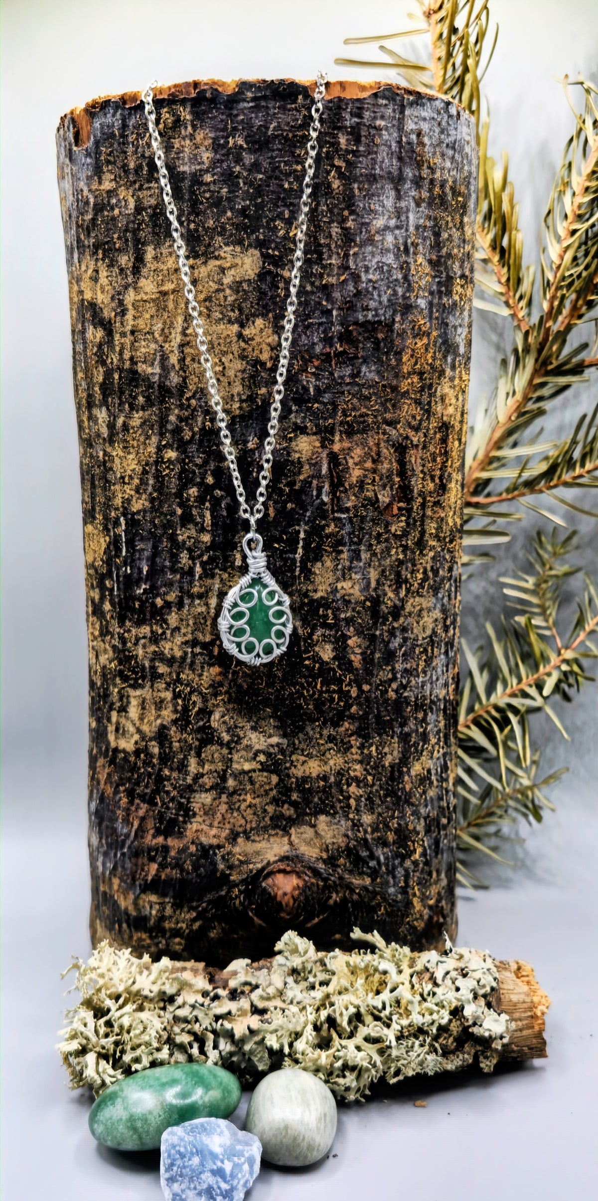 Green wrap pendant