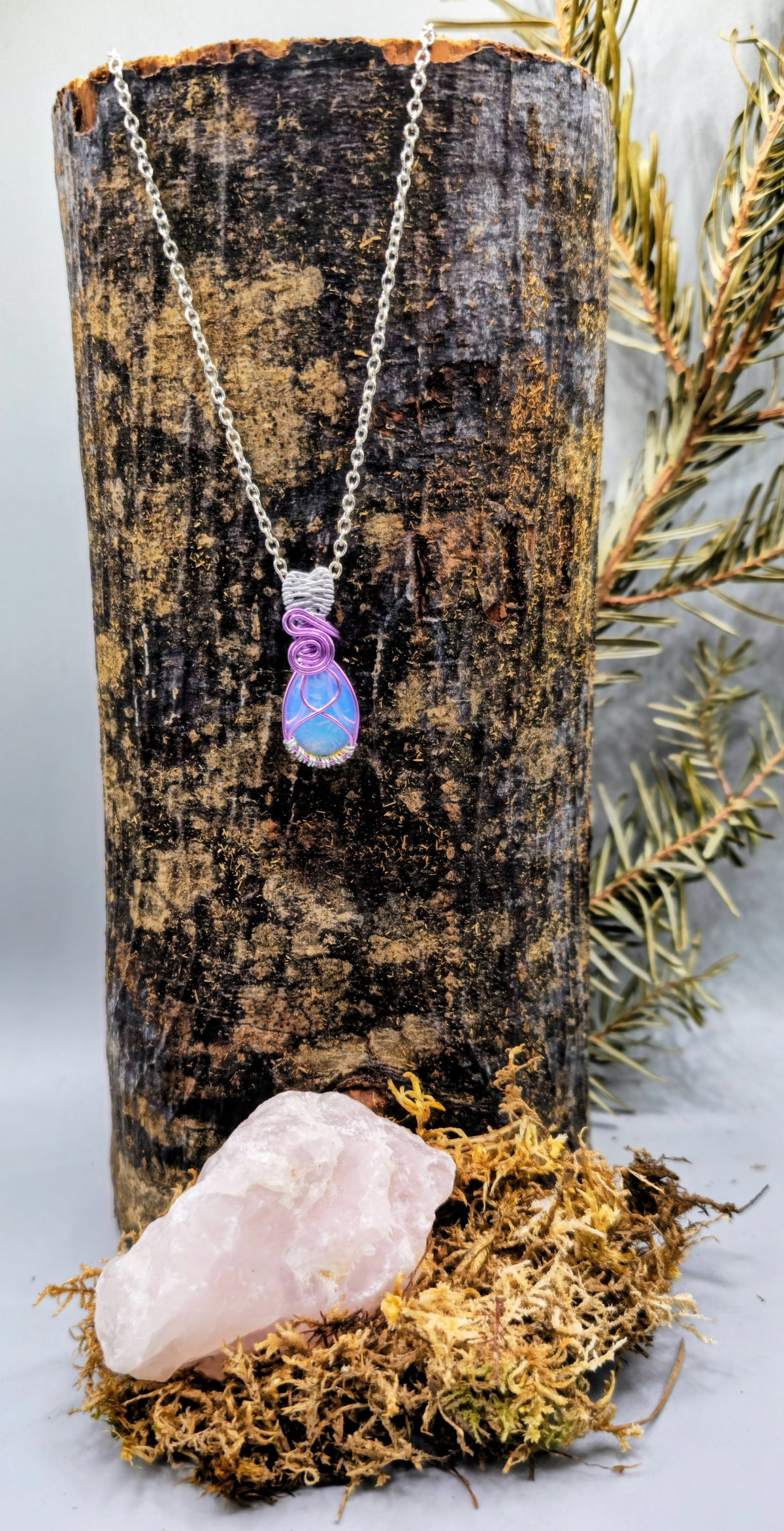 Moonstone pink pendant