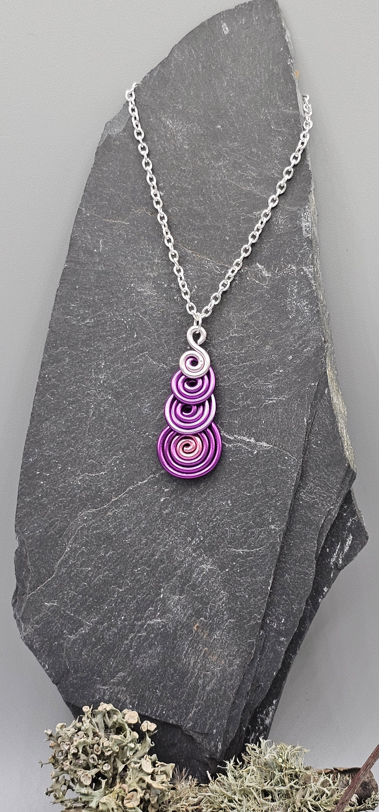 Pink ombre spiral pendant
